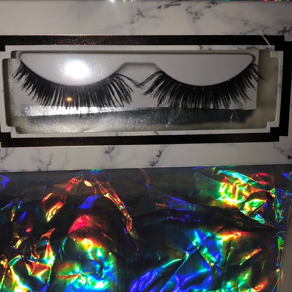 Lipgloss bundle - Picture 2 of 3